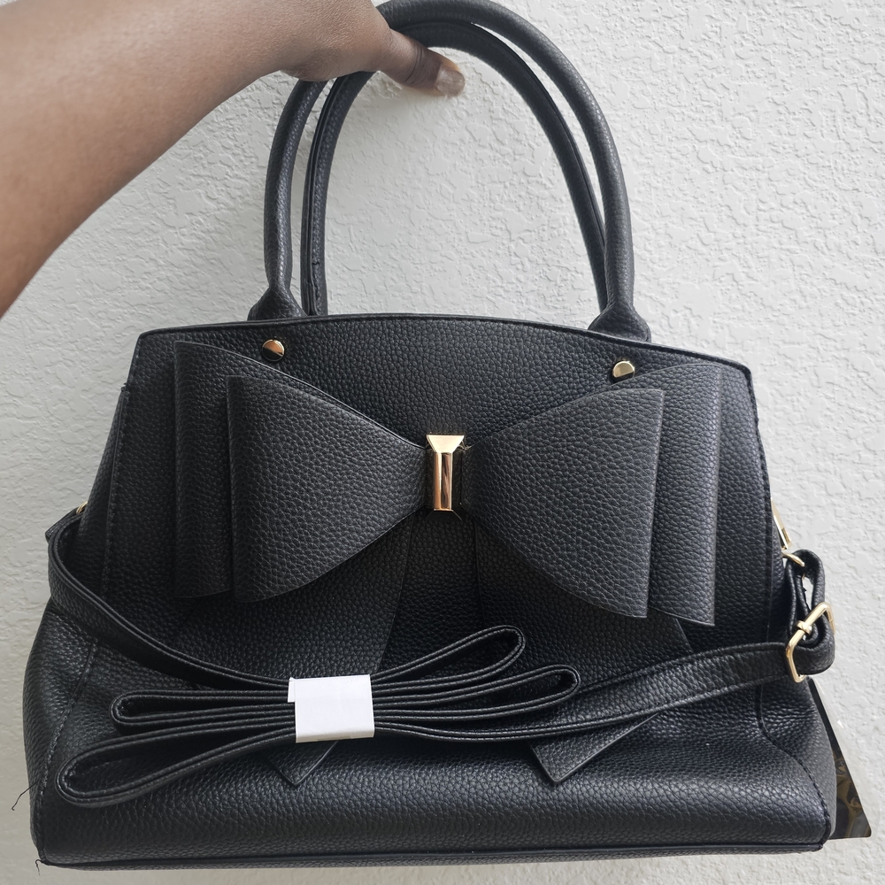 Elegant Black Bow Handbag
